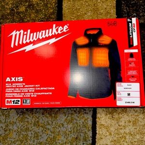 Women's Medium M12 12-Volt Lithium-Ion Cordless AXIS Black Heated Quilted Jacket